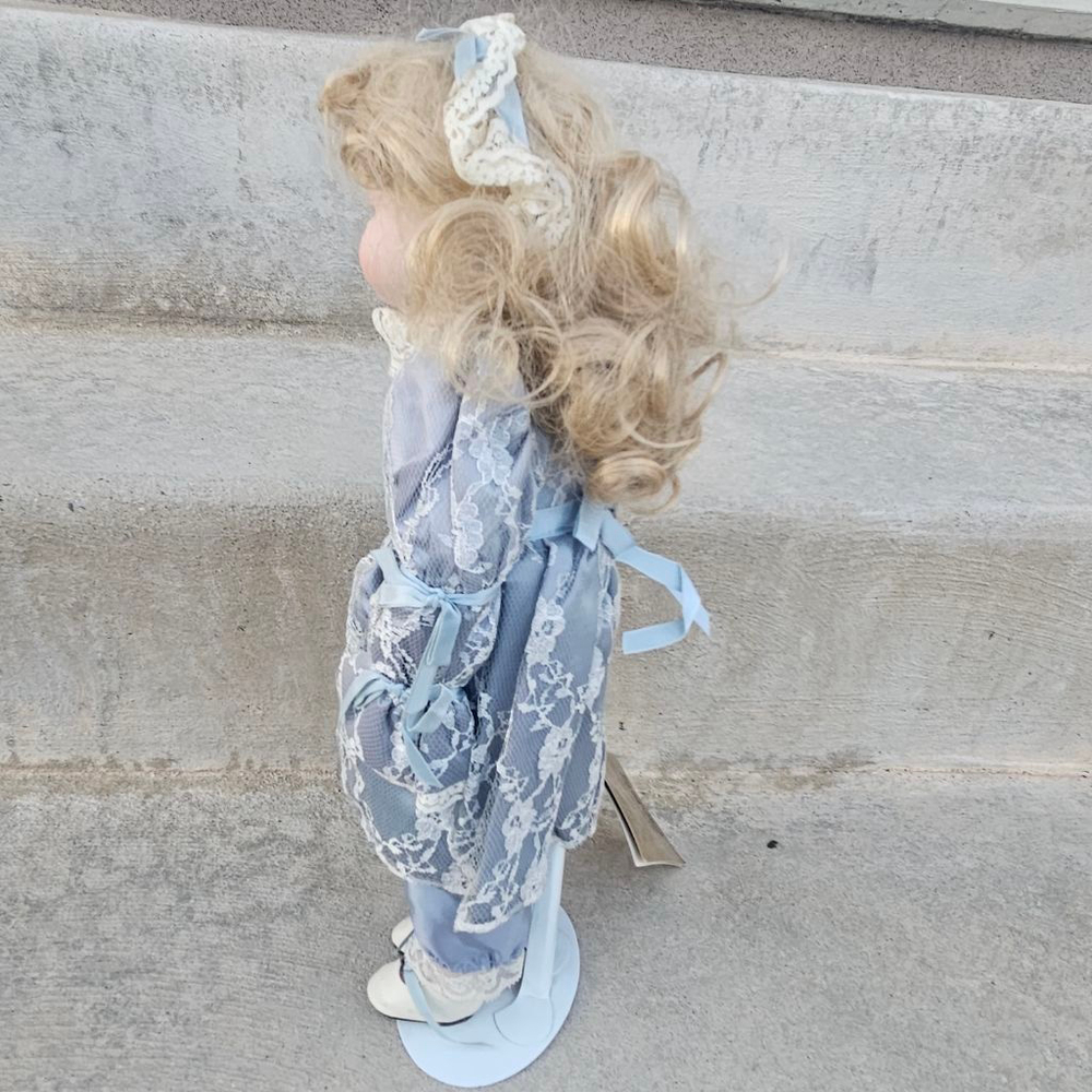 Girls Seymour Mann Blue & White Porcelain Doll One Size, Approximately 15" Tall - Picture 8 of 9